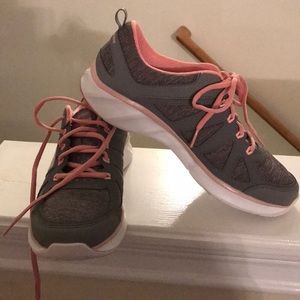 Ladies Skechers